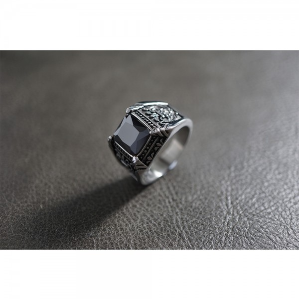 Black Radiant Crystal Silver Ring Ring TR151